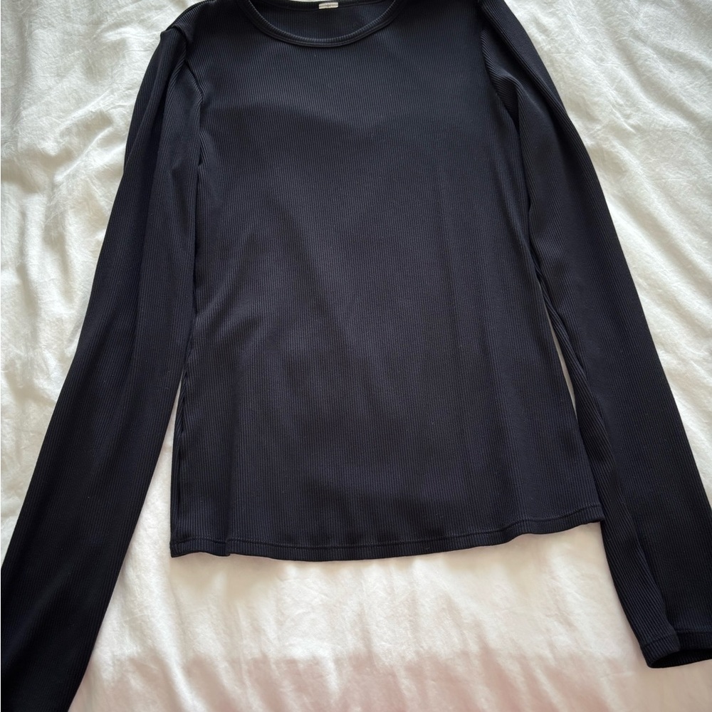 Alo Women’s Long-Sleeve Ribbed Crew Neck Top - Black